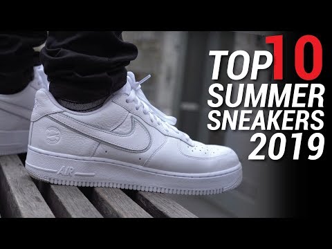 download lagu mp3 mp4 Street Style Shoes, download lagu Street Style Shoes gratis, unduh video klip Street Style Shoes