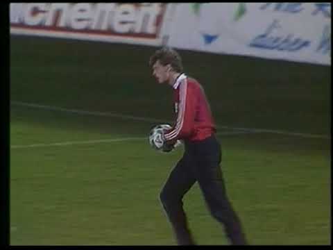 03/10/1990 Cup Winners Cup Round 1 2nd leg AUSTRIA VIENNA v PSV SCHWERIN