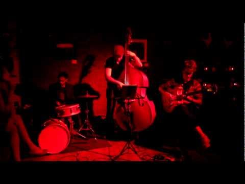 You'd be so nice to come home too - Live in NYC, the Cupping Room