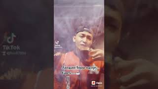 Download lagu Story wa 30 menit(secangkir kopi hitam) mp3