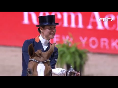 Reem Acra FEI World Cup™ Dressage 2014/15 - Lyon - Freestyle News