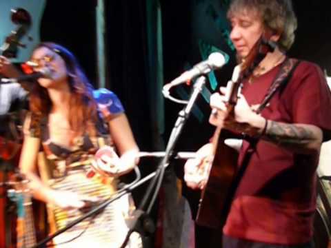 HBC065 - Veronica SBERGIA & The Red Wine Serenaders en concert au Hall Blues Club