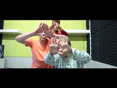 MC pikachu viro guarda chuva (kl produtora)