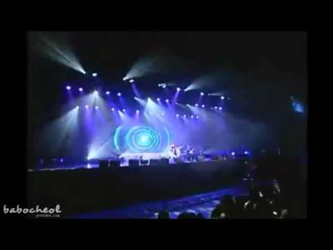 120515 INFINITIZE Showcase - INFINITIZE + The Chaser (추격자)