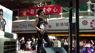Love Overtime - 吳建豪 VanNess Wu Different Man 簽唱會 (新港城中心) 20130811