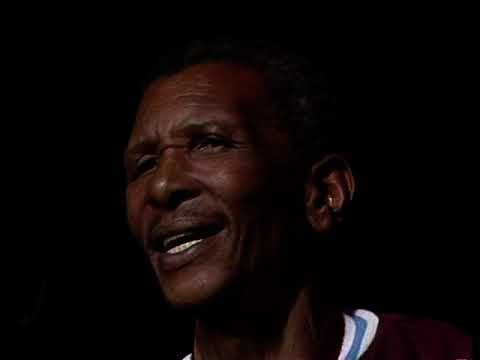 Amadodana Ase Wesile - Ka Hlahlathela (Official Music Video)