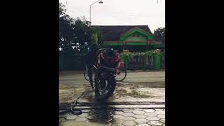 Download lagu Story Wa 30 detik Cuci Motor mp3