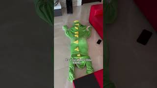 Download lagu She’s always wanted one💚 #dino #blanket mp3