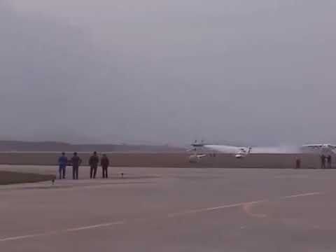 Extreme low pass by Anatoly Kvochur – in a Sukhoi Su 30 amost a crash