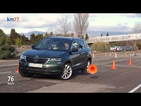 Škoda Karoq 2017 – Maniobra de esquiva (moose test) y eslalon | km77.com