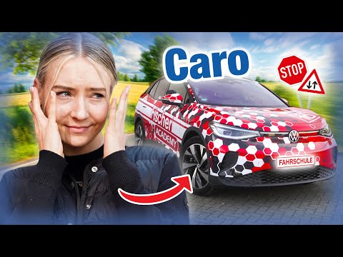 Last driving lesson before the test 🤯 Caro | Fischer Academy - The Driving School