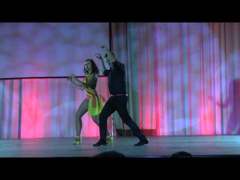 Festival Step in dance 2013 - Show de Sikelia Dancers - www.salsa-guide.fr