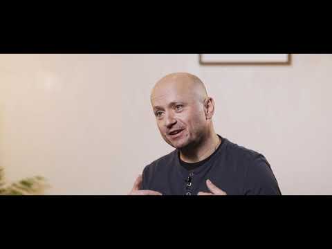 Mal som samovražedné predstavy, no Boh sa mi prihovoril - Radovan Eliáš | svedectvo BOH NIE JE MŔTVY