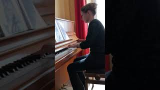 Marie Claire, Gallardon (Eure-et-Loir)