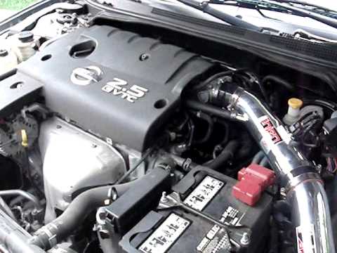 2005 Nissan Altima 2.5 S Injen Startup & Revving