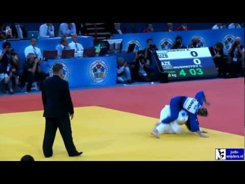 Judo 2011 World Championships Paris: Fukumi (JPN) - Jossinet (FRA) [-48kg]