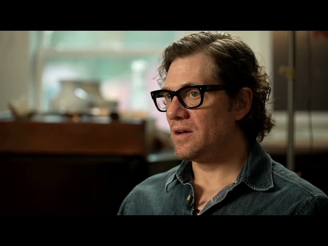 Vídeo relacionado con Wolf at the Table