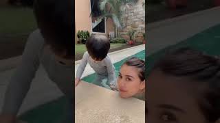 Download lagu SYAHNAS BERENANG BARENG SI KEMBAR mp3