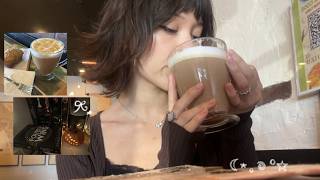 fall diary ☾⋆｡cozy cafes & a new book ☕