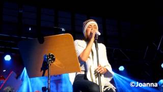 Sarah Connor - Why Does It Rain On Christmas