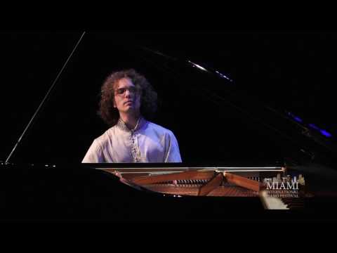 JULIEN LIBEER PLAYS F  SCHUBERT PIANO SONATA IN G D 894
