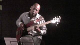 Reggie Washington Trio 