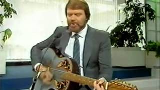 Glen Campbell Sings &quot;Galveston&quot; (soft acoustic version)