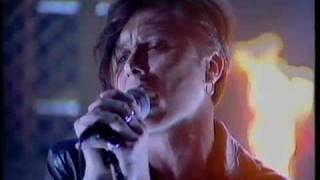 Suede - We Are The Pigs (Top Of The Pops, September 1994)