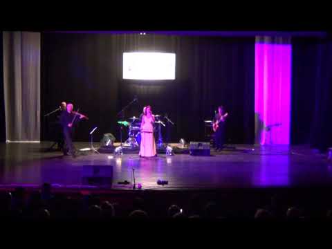 Stanislav Salanci a husľová šou :Peninbaba a páslo dievča pávy