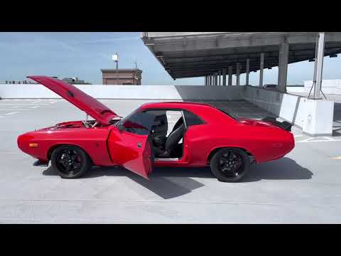 Restomod 1974 Dodge Challenger with 408ci V8