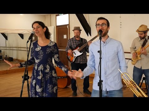 Les chansons de Nina I La danse du soleil (version live)