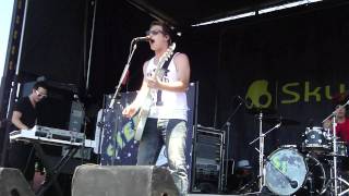 Stephen Jerzak - Miles and Miles (Live) Vans Warped Tour 2011