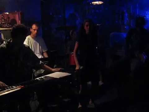 DUB IN SESSION E SAMIRA AUDI - Ô SINHÁ [21/11/2009 porão das artes pirituba]