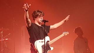 The vamps- What your father says (live @Belgium)