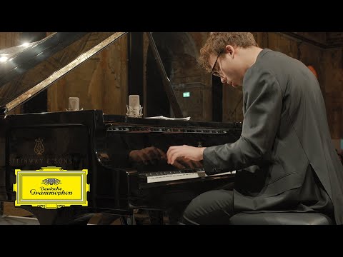 Anton Mejias - Bach: Prelude & Fugue No. 3 in C-Sharp Major, BWV 872