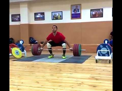 Akbar Djuraev (109) 190 kg snatch