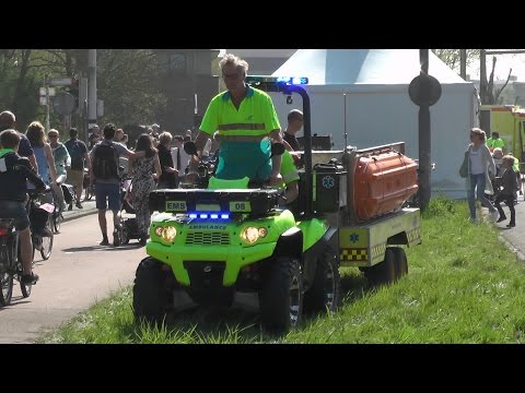 A1 EMS08 QUAD Ambulance met spoed tijdens Marathon Rotterdam 2017! #572