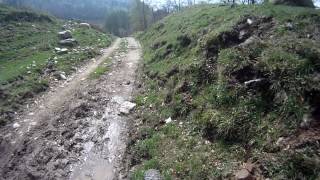preview picture of video 'Bocchetta Zerla, Alpe di Blessagno, Lura. 10 Apr 2012'