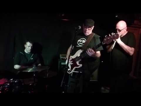 BLUE PACKET - Jump into my fire