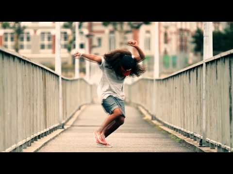 Swaggers Marathon | EMELYNE in Paris by Day | HIP HOP Dance | YAK FILMS