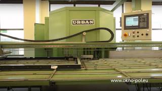 Der Produktionsbetrieb der Firma OKNO-POL. Fenster Produktionsprozess.