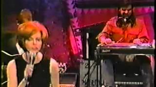 Martina McBrideLive 1995   Jay Leno Wild Angels