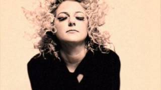 Robbie Rivera feat Laura Vane   In Too Deep