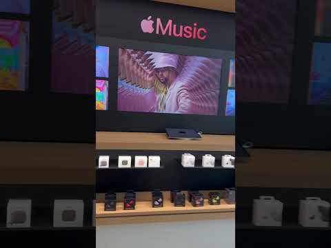 Apple store Westfield White City #Apple #iphone #tab #watch #travel #travelvlog #walking