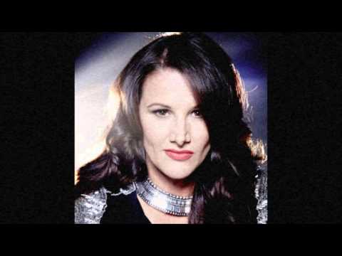 Sam Bailey sings Who's Loving You?