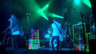 Kids in glass houses - black crush (live in Manchester)