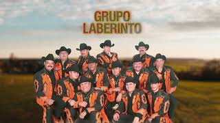 Grupo Laberinto - Pónganme Canciones Tristes (Letra Oficial)