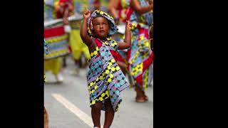 Daughter of the King (feat. Morgan Harper Nichols) -  Jamie Grace