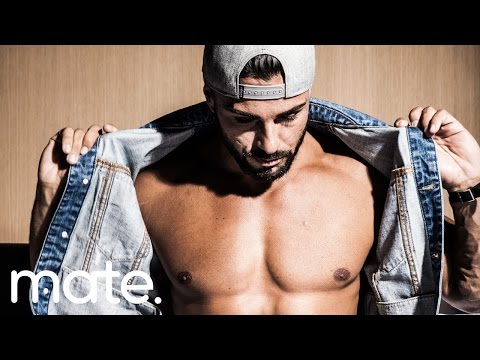 Backstage / Mate #47 / Shades of Male