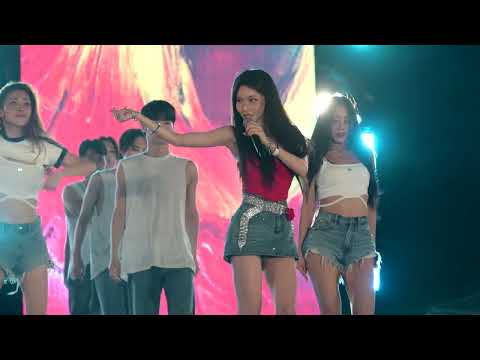 [4K]250706 청하 CHUNG HA 請夏 'Even Steven (Happy Ending)' Fancam 직캠 @홍콩 TheNextwave 2025